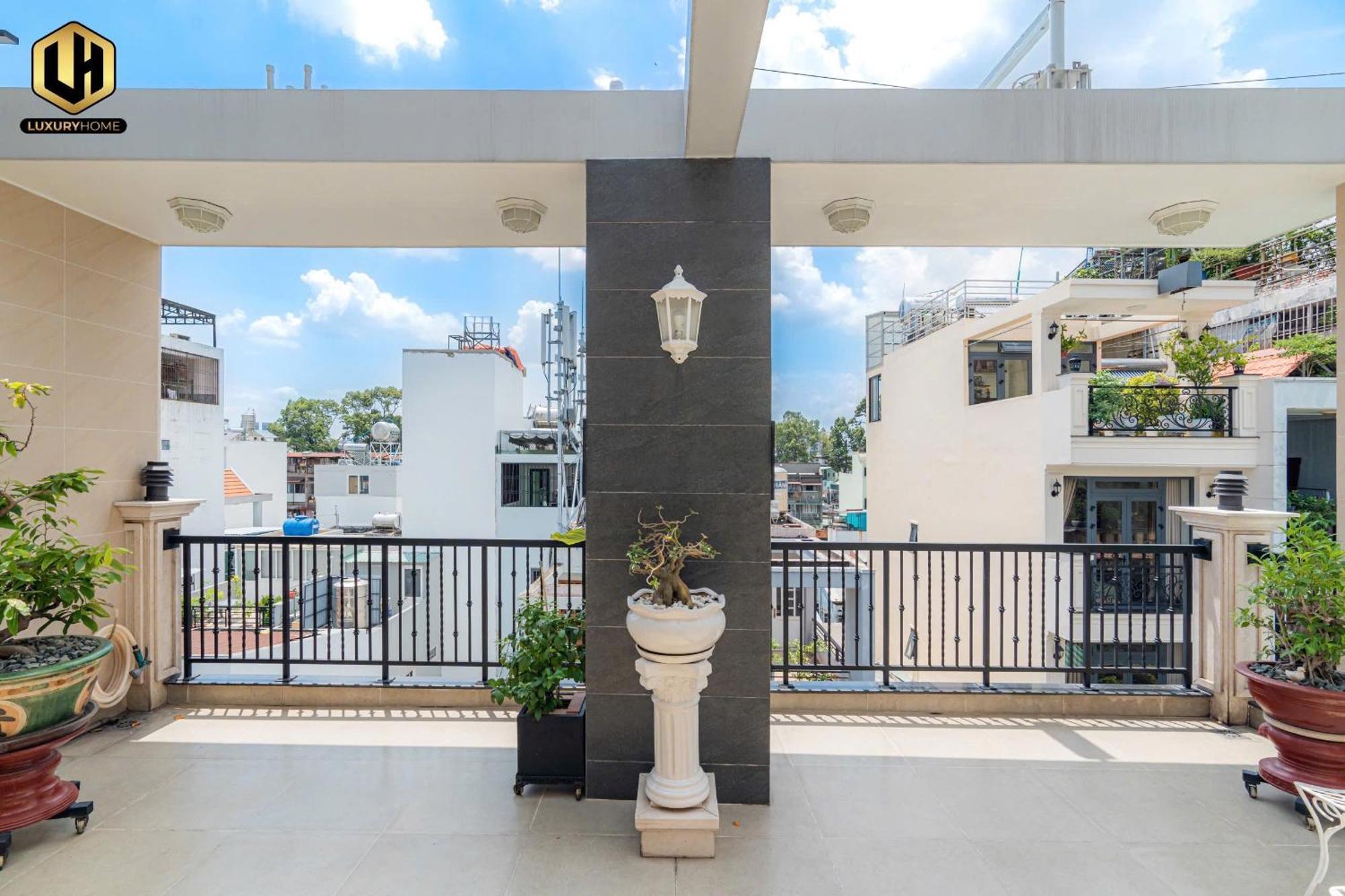 Luxury Condotel Sai Gon 2 3* TP. Hồ Chí Minh