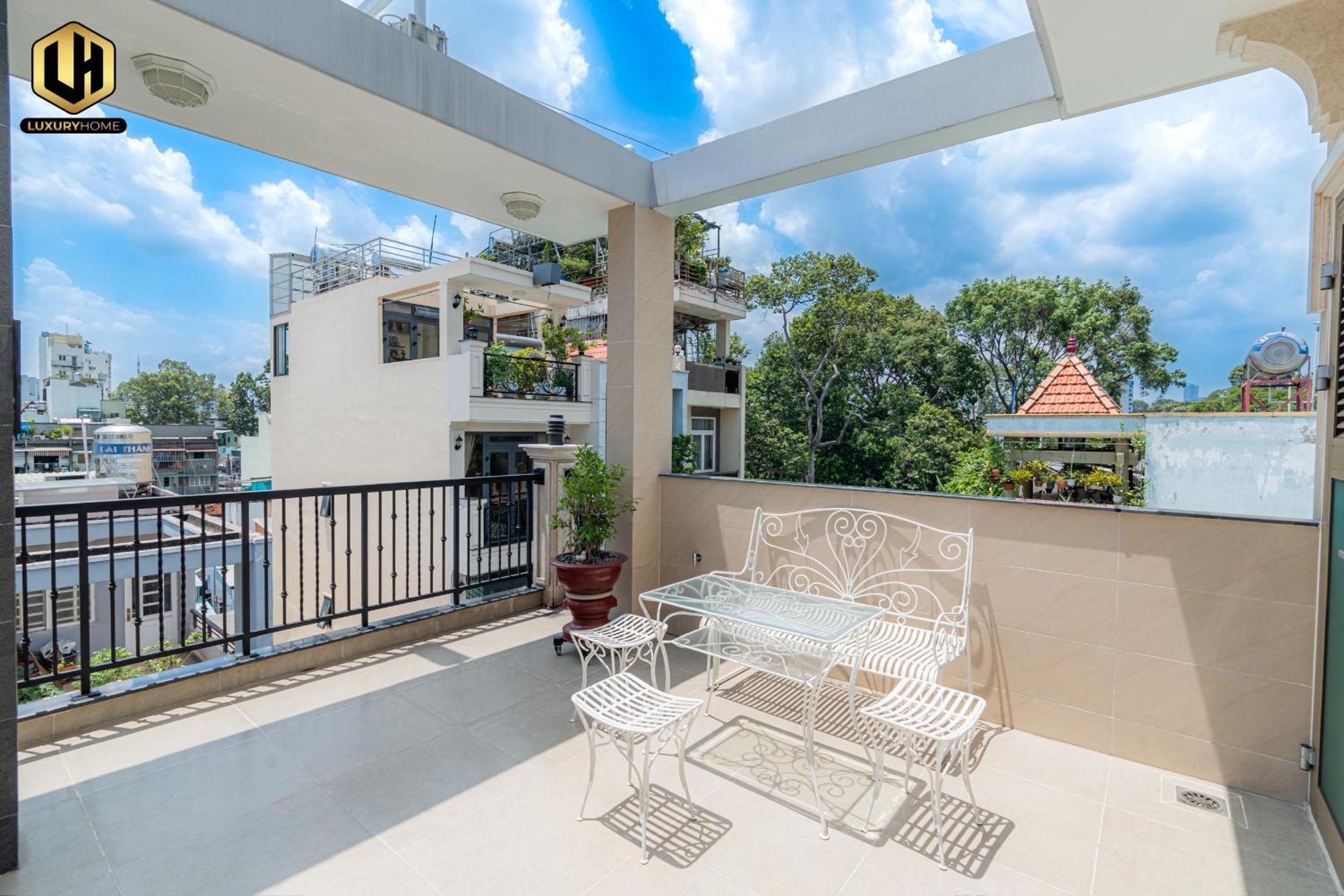Luxury Condotel Sai Gon 2